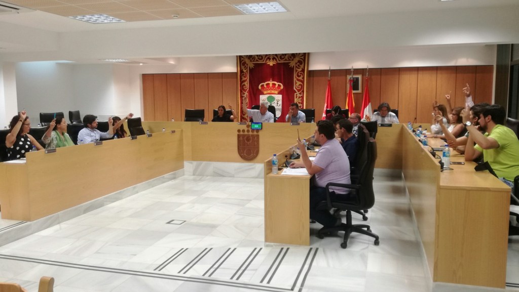 PP Sanse obliga al Gobierno de izquierdas a recuperar las becas municipales de libros y material escolar tras&nbsp;suprimirlas