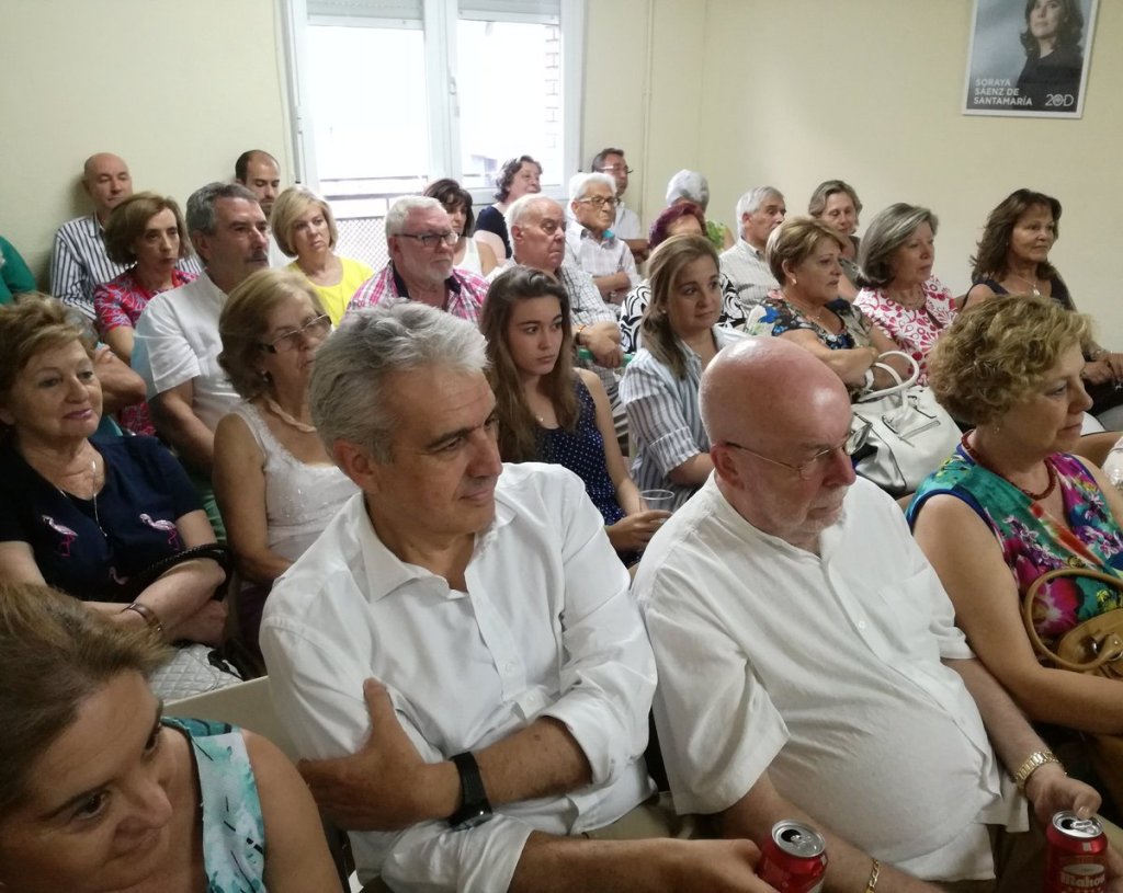 La visita de Mario Garcés congrega a un centenar de afiliados en la sede de PP&nbsp;Sanse