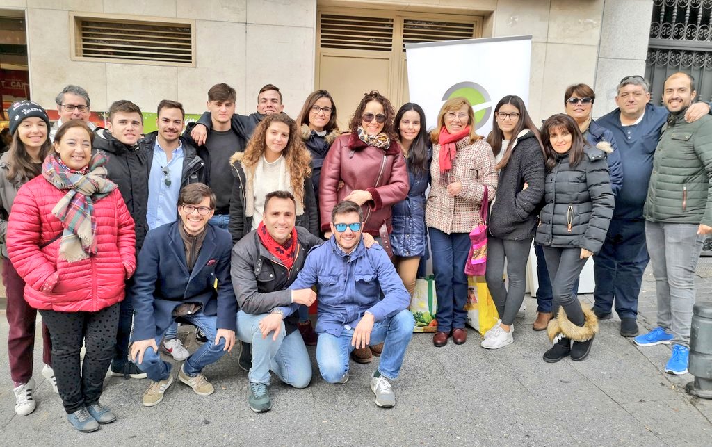 NNGG Sanse recauda 1.200 kilos de alimentos para repartir en esta Navidad entre las familias más&nbsp;necesitadas