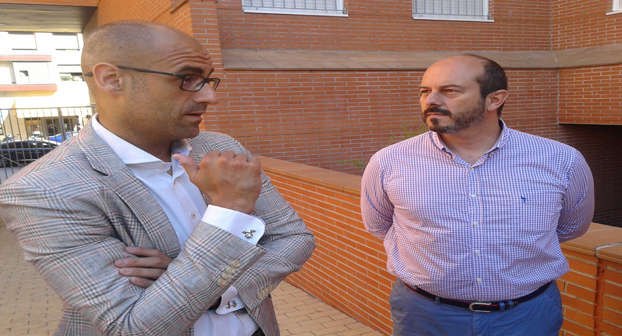 El consejero Pedro Rollán entrega las llaves de una nueva vivienda de especial necesidad en San Sebastián de los Reyes